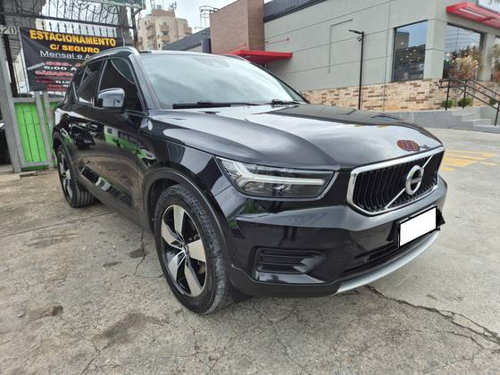 VOLVO XC40 2.0 T5 GASOLINA MOMENTUM AWD GEARTRONIC